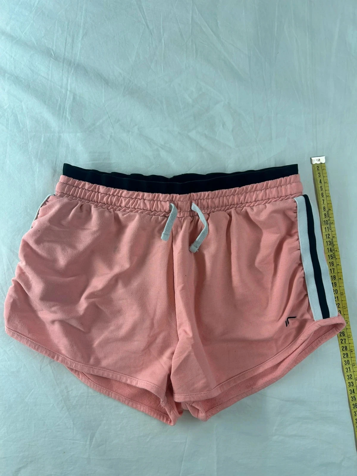 Short rose taille haute vintage